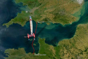 iFLY15 successfully crossing the English channel / world record Attempt Cowes to Dinard / Saint Malo