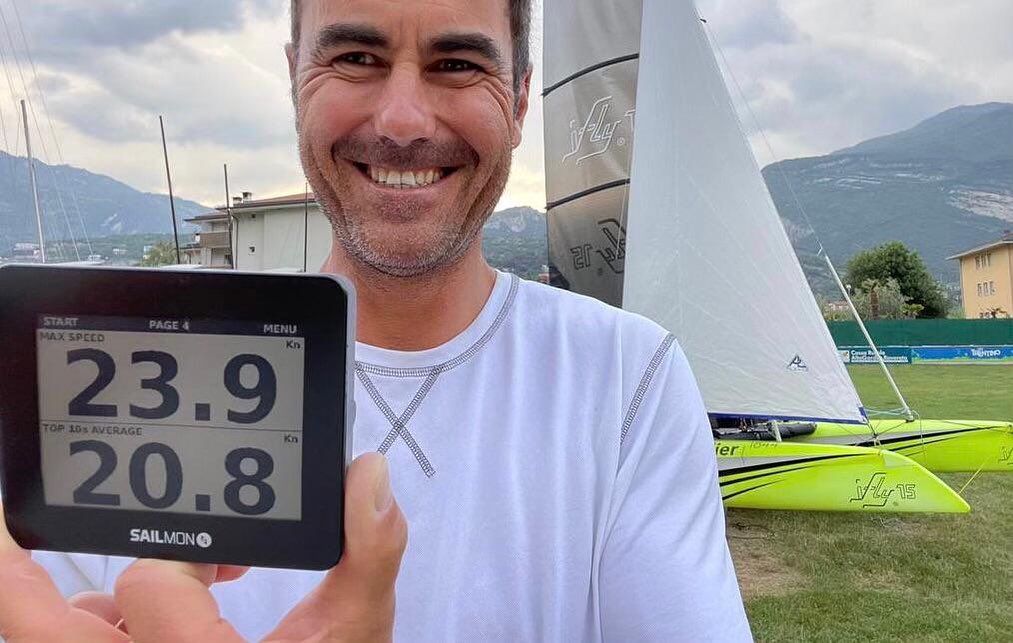 Great Ora at lake Garda. Foiling the iFLY at 24kts. of boatspeed. We did not dare to go even faster, because there was quite some chop. Wait for the videos! We had a rib and four cameras in action.
@sailmoninstruments @ifly15 @formula_foil 

#iFLYpower #iFlyRazzorPro #iFlyRazzor #SoundOfSpeed #loyaltothefoil #foiler #sail #sailboats #sailingboat #sailingphotography #sailingworld #iFLY #FormulaFoil #FoilingCatamaran #Catamaran #iFLY15 #Katamaran #ActiveFoilControl #Foil #Hydrofoil #foilinggeneration #lifestyle #sailing #foiling #flying #sailFriends #loyaltothefoil #sailboats #sailingboat #TheNewFoilingGeneration